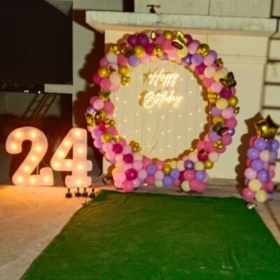 Rose Velvet Bash Ring Decoration