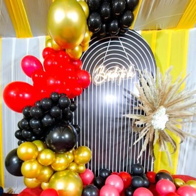 Royal Noir Bride To Be Decor